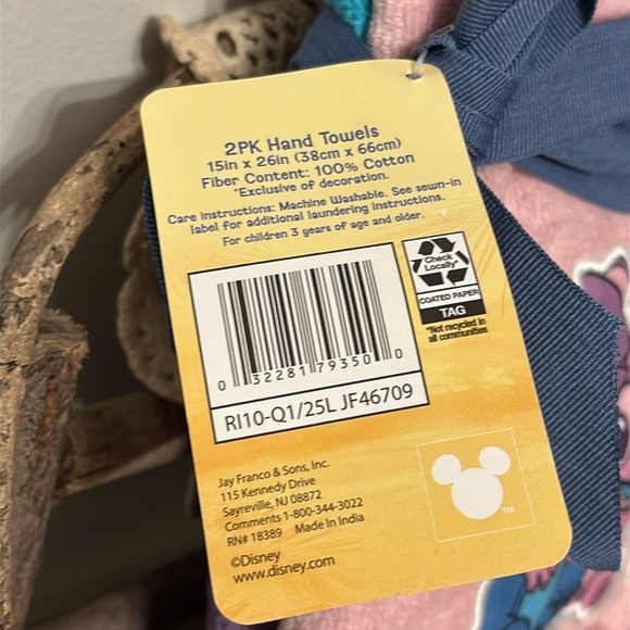 Disney Angel and Stitch Set of 2 HAND TOWELS NWT - Picture 3 of 5